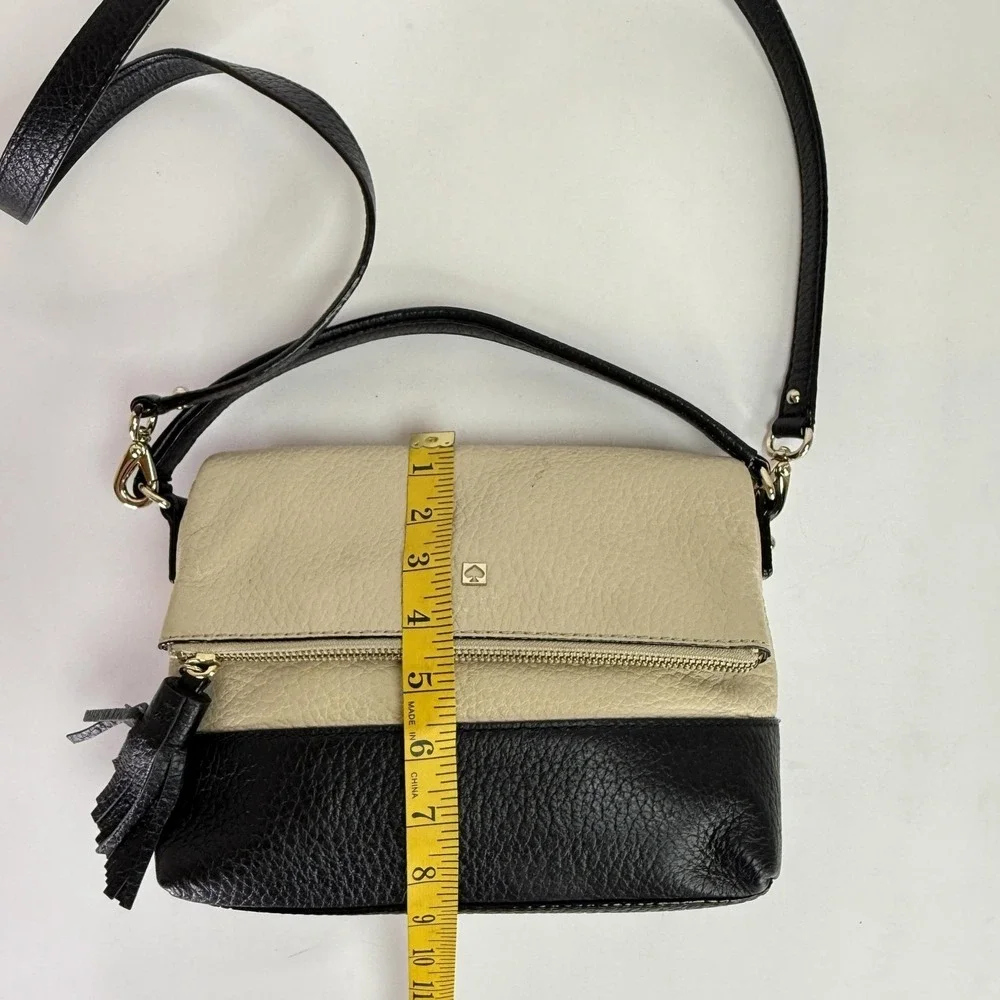 Kate Spade Crossbody Bag Womens Small Black Beige Pebbled Leather Tassel Purse